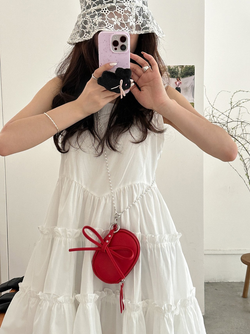 Ribbon ball pearl chain mini cross bag