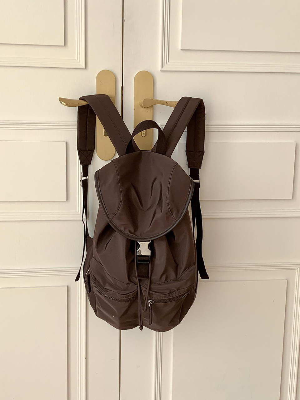 Nylon buckle string pocket daily backpack
