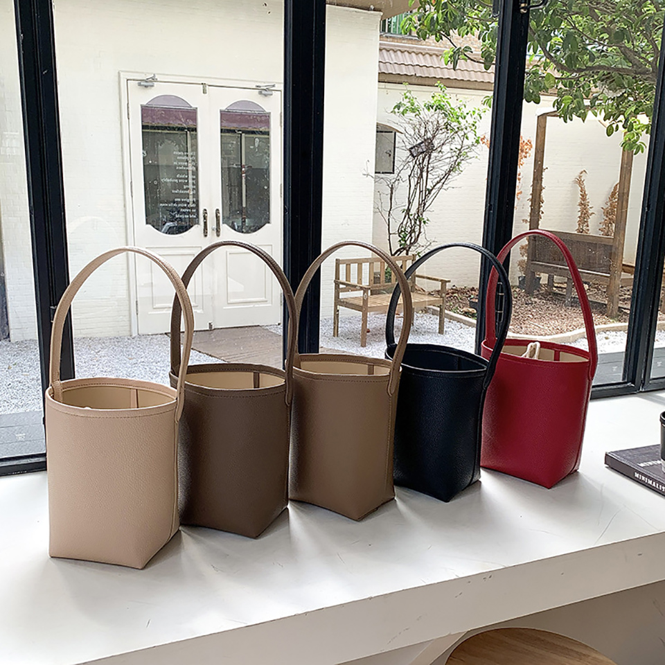 Link Ribbon Mini Bag (with Pouch Set)