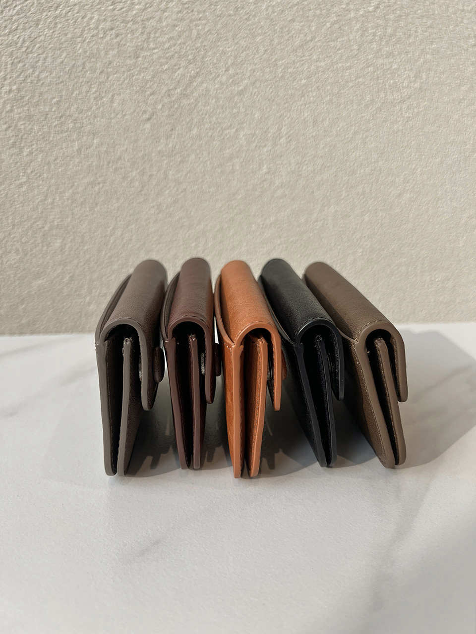Two-button wallet