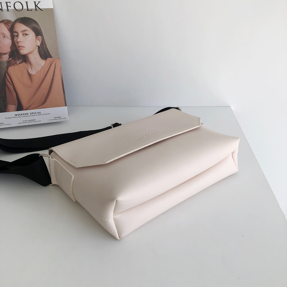 Wide Crossbody Bag (3 colors)