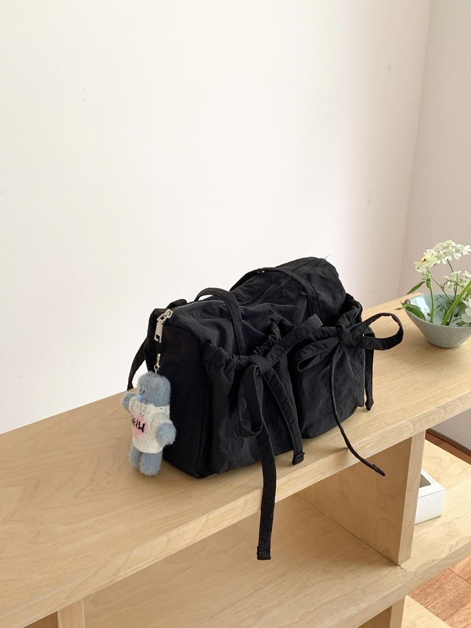 Ribbon Ballet Core Pocket Nylon Shoulder Bag (4 colors)