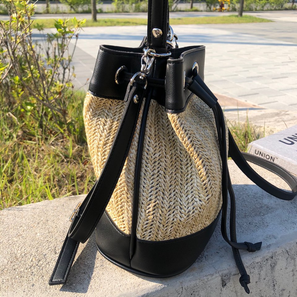 Rattan Mini Bucket Bag / Cross Bucket Bag (3 colors)