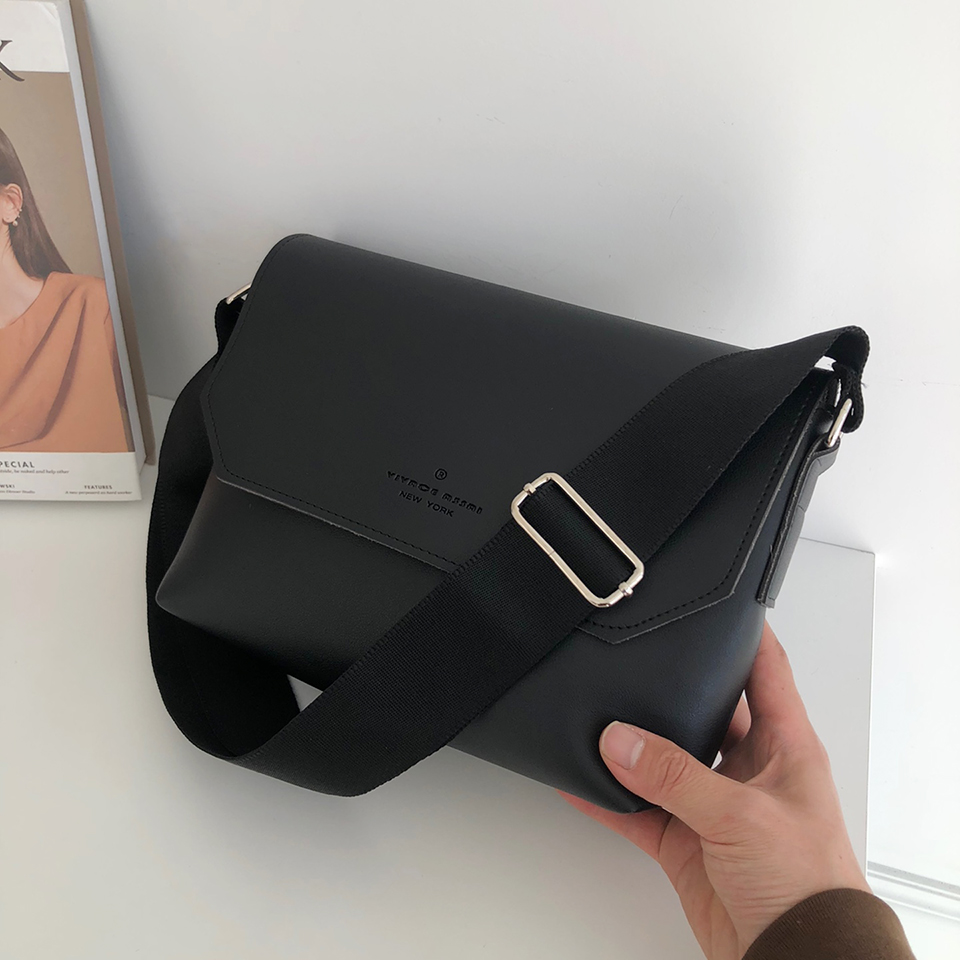 Wide Crossbody Bag (3 colors)