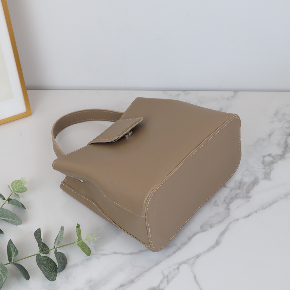 Lucas Mini Cross Shoulder Bag