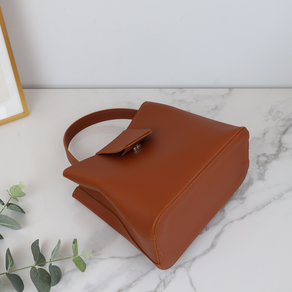 Lucas Mini Cross Shoulder Bag