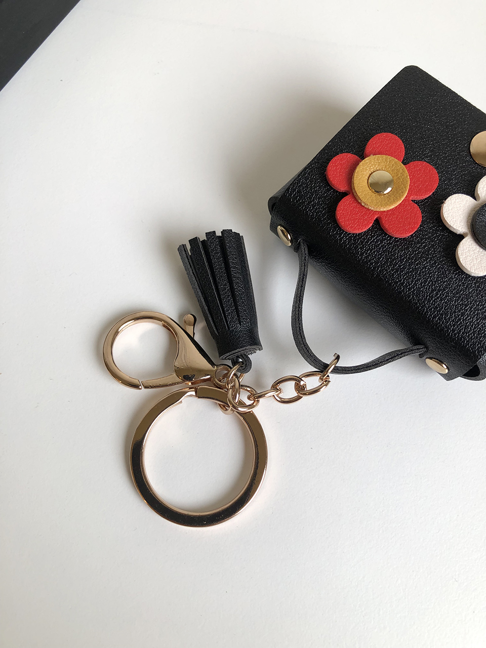 Flower AirPods Case Mini Bag Keyring (5 colors)