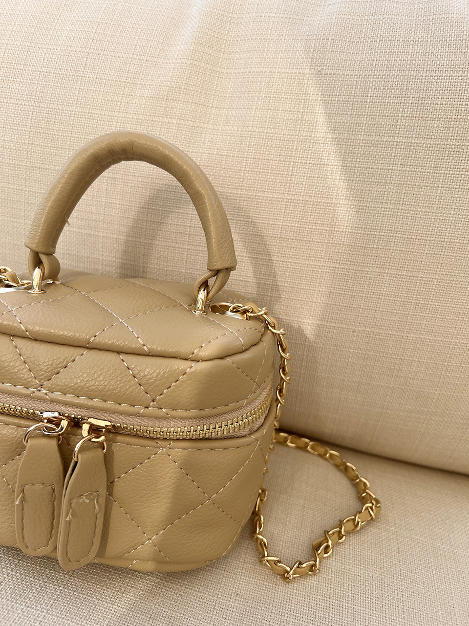 Mini Quilted Chain Crossbody Bag (4 colors)