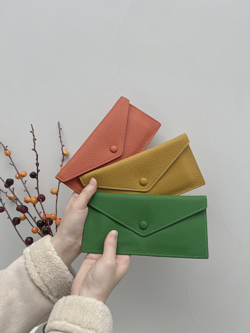 Leather slim card case