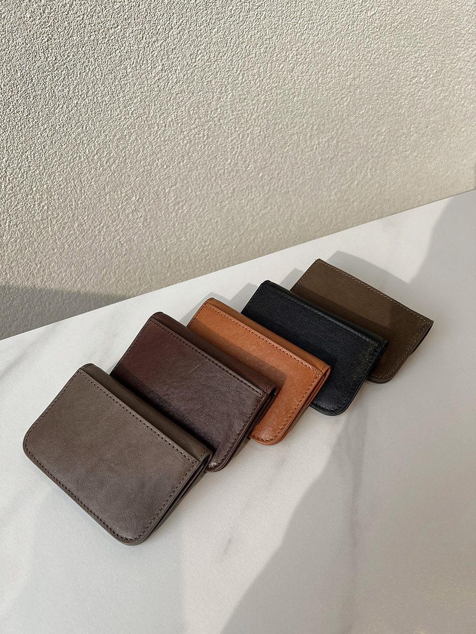 Two-button wallet