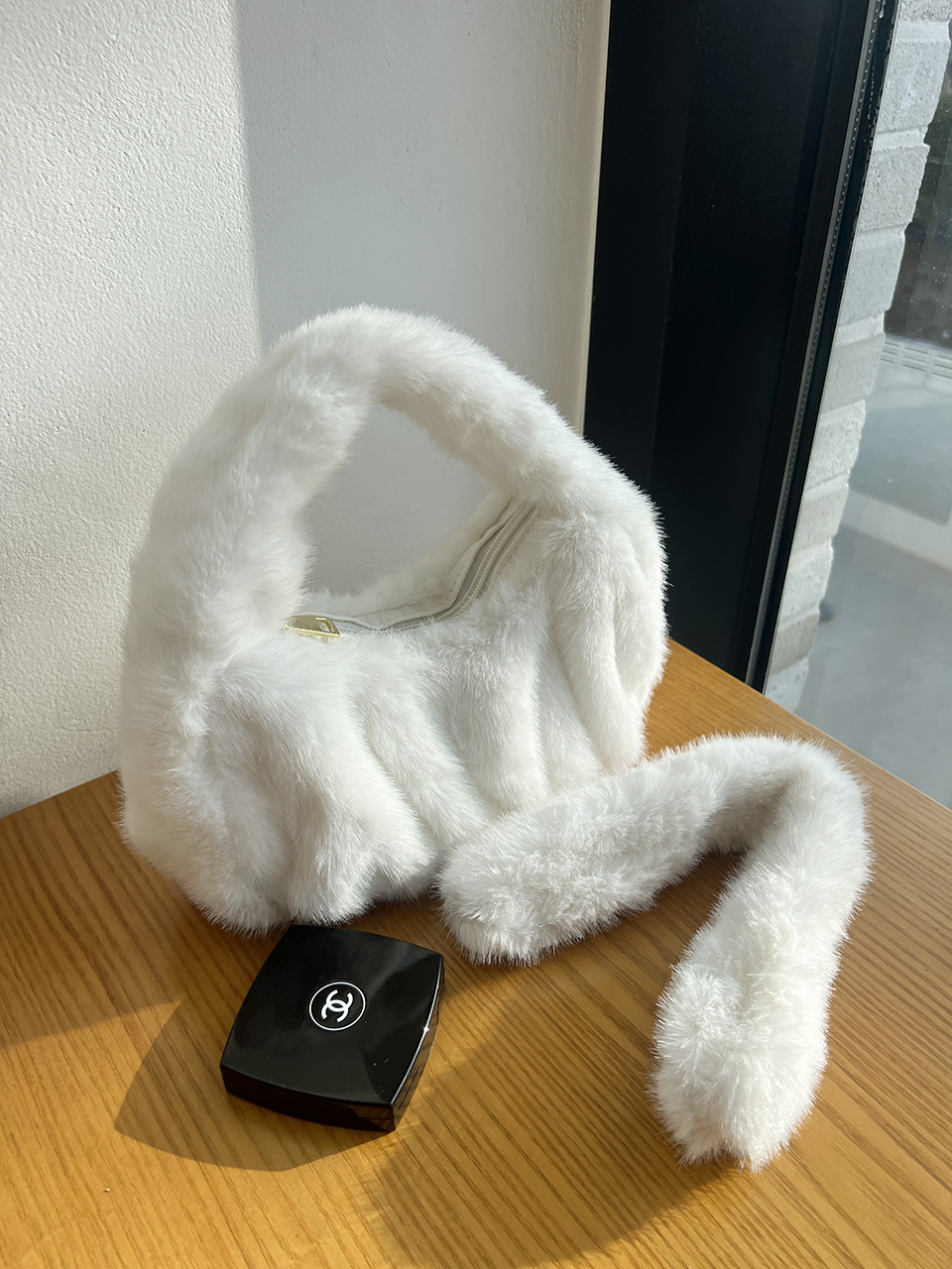Suwanee Ribbon Fur Shirring Mini Tote Bag