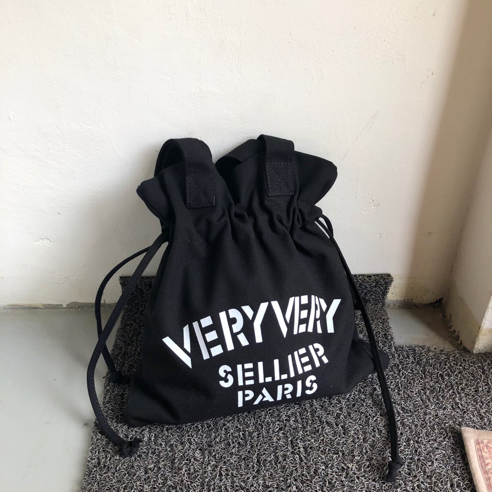 Berry Lettering Big Bag