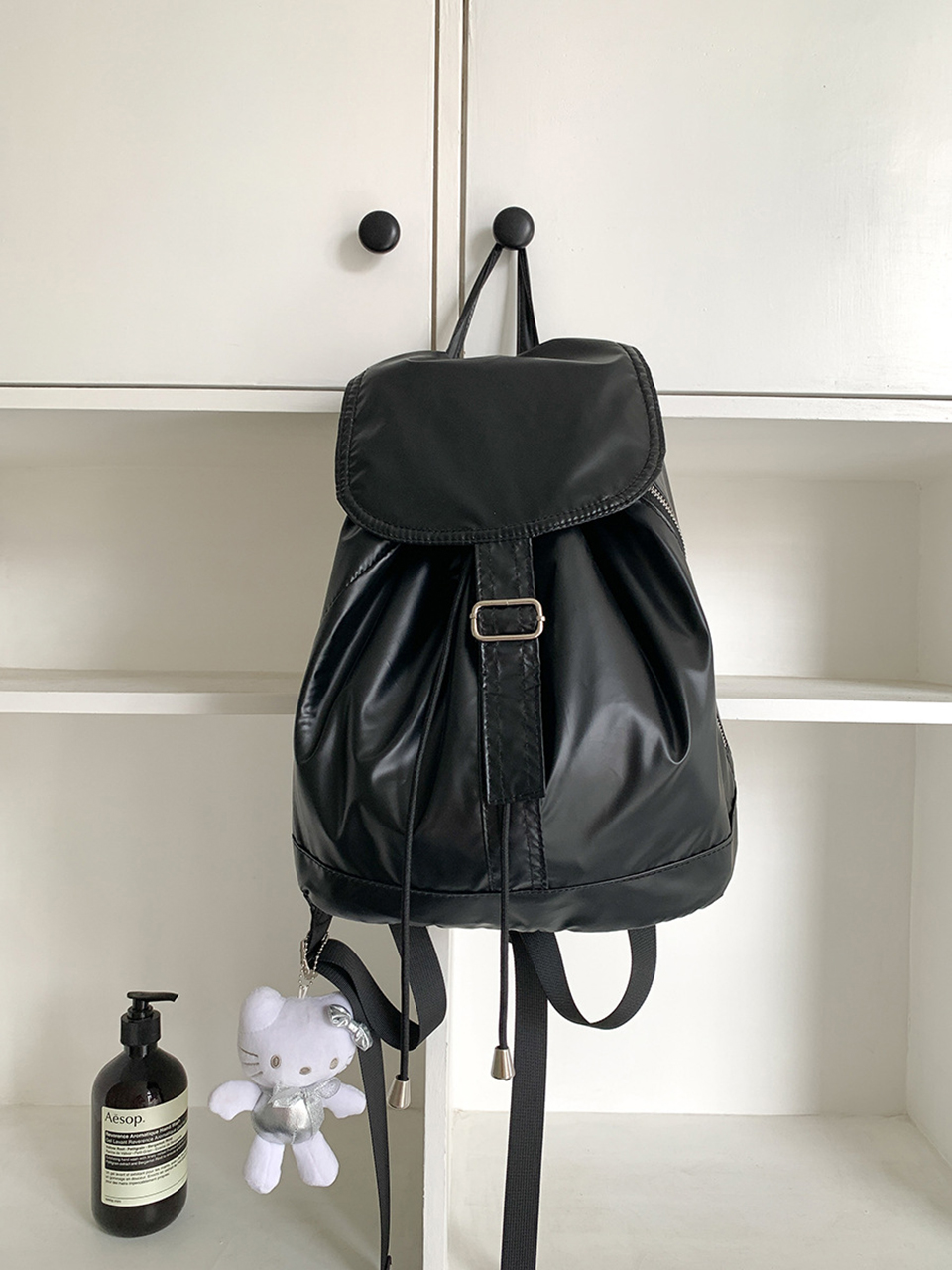 Metal buckle side zip-up nylon backpack (2 colors)