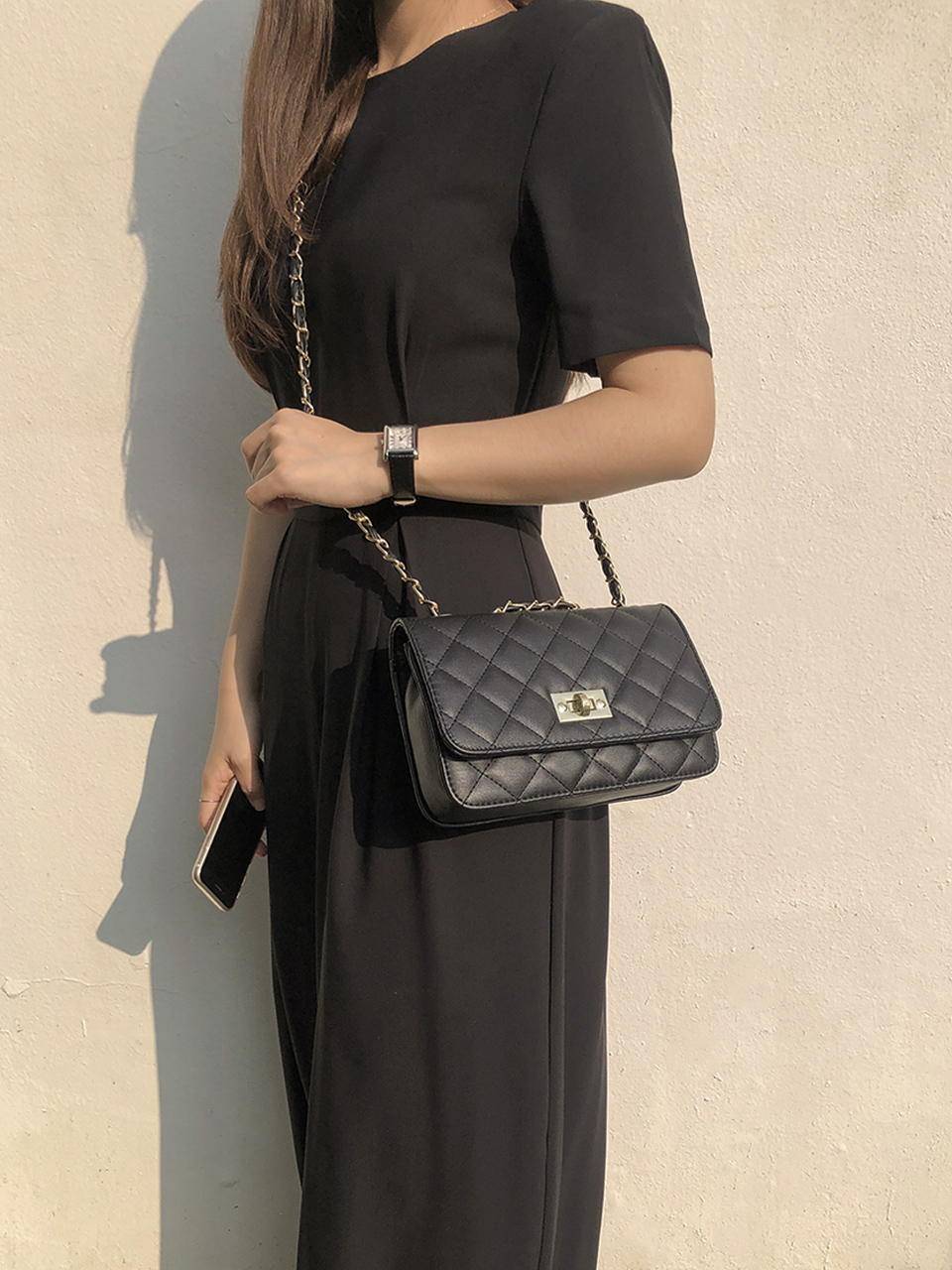 Classic buckle quilted mini chain shoulder bag