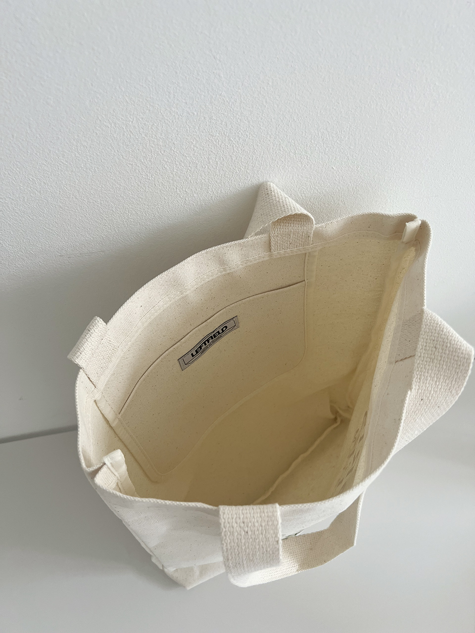 Frederick Logo Lettering Big Shoulder Bag