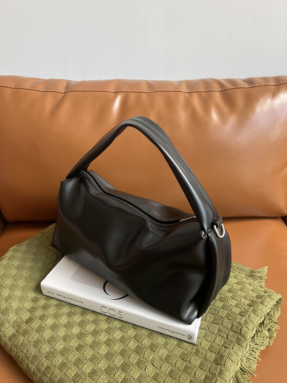 Besson Square 2-Way Cross Tote Bag
