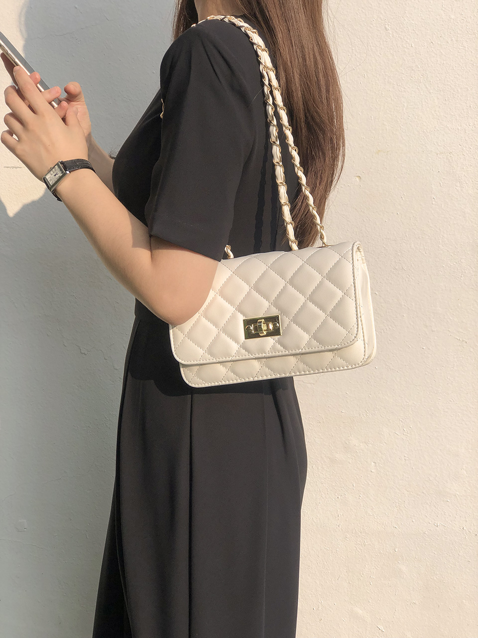 Classic buckle quilted mini chain shoulder bag