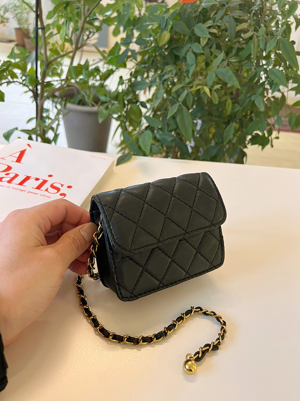 Lotia Quilted Mini Chain Crossbody Bag (2 colors)