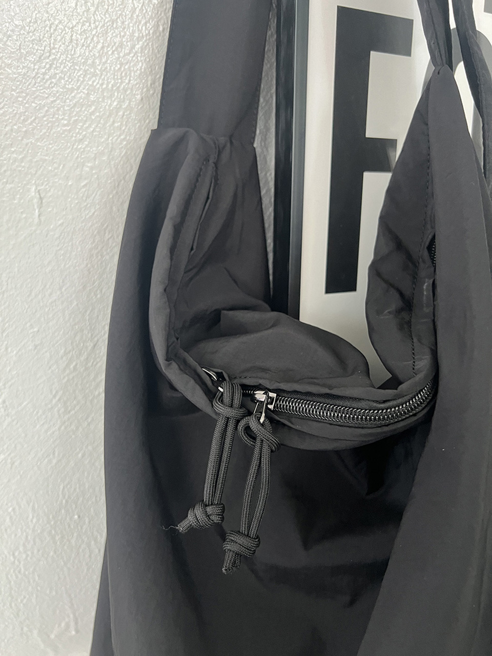 Nylon shoulder bag