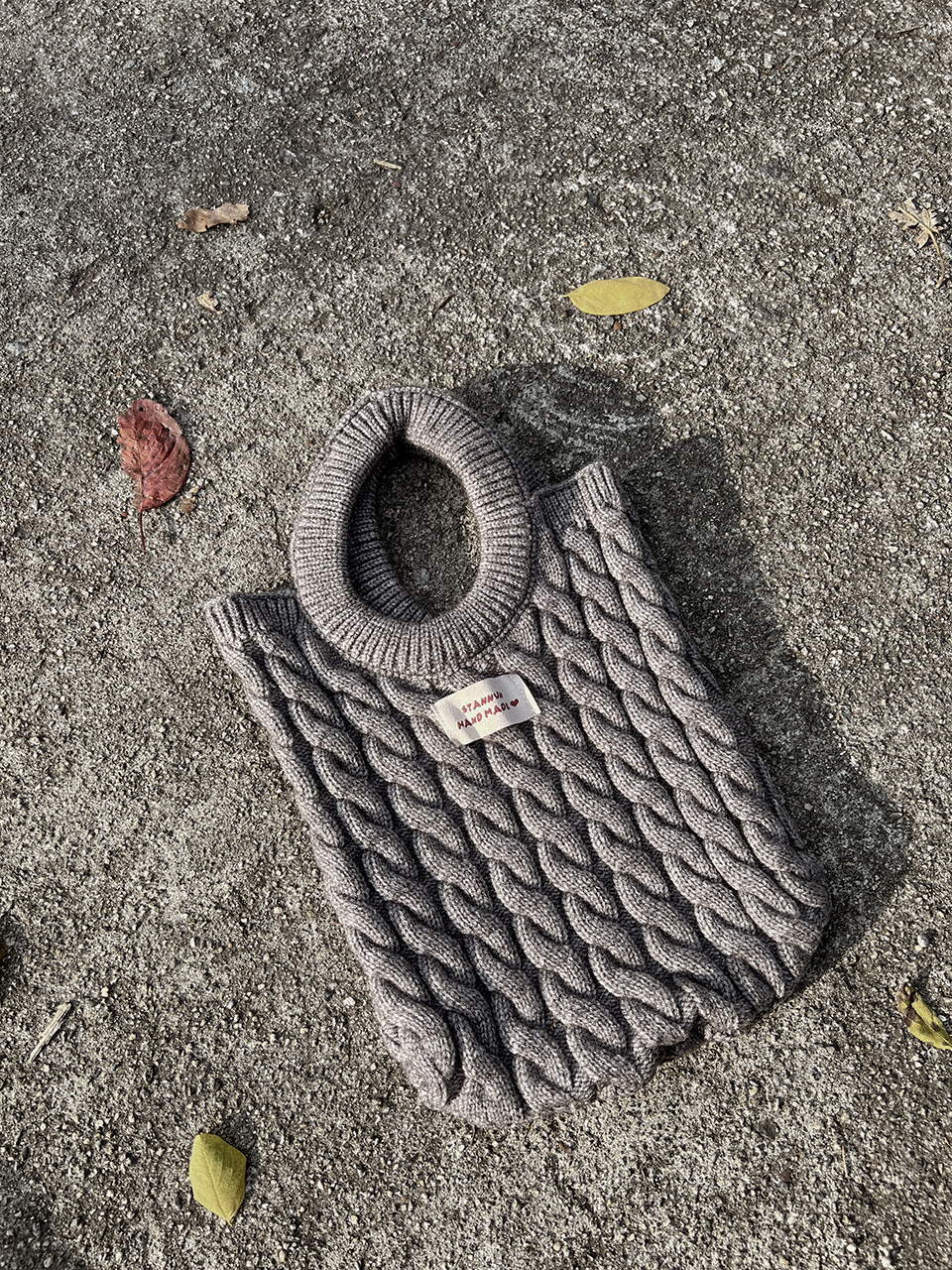 Knit twist crochet mini tote bag