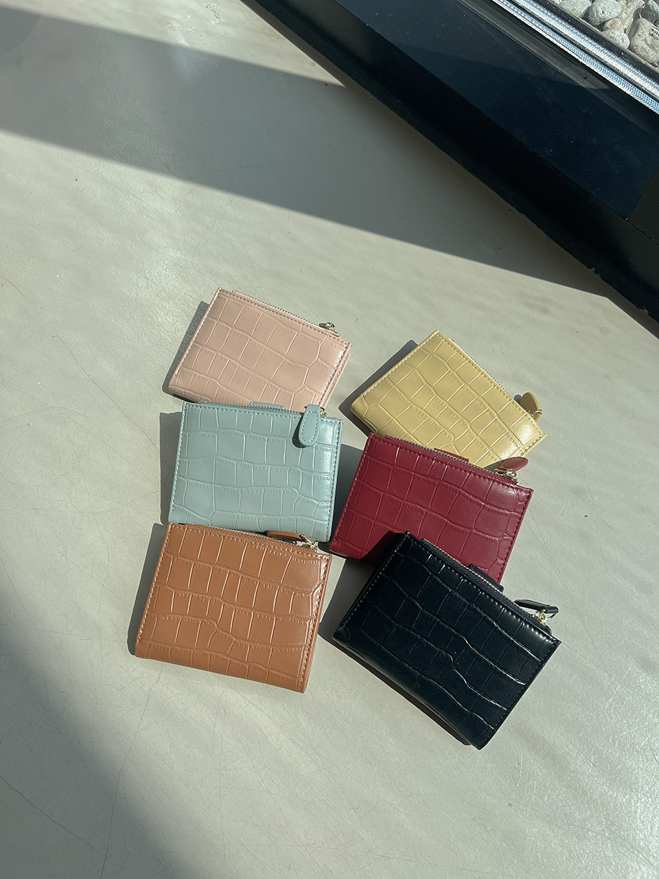 Garnet Pastel Crocodile Pattern Leather Mini Card Case