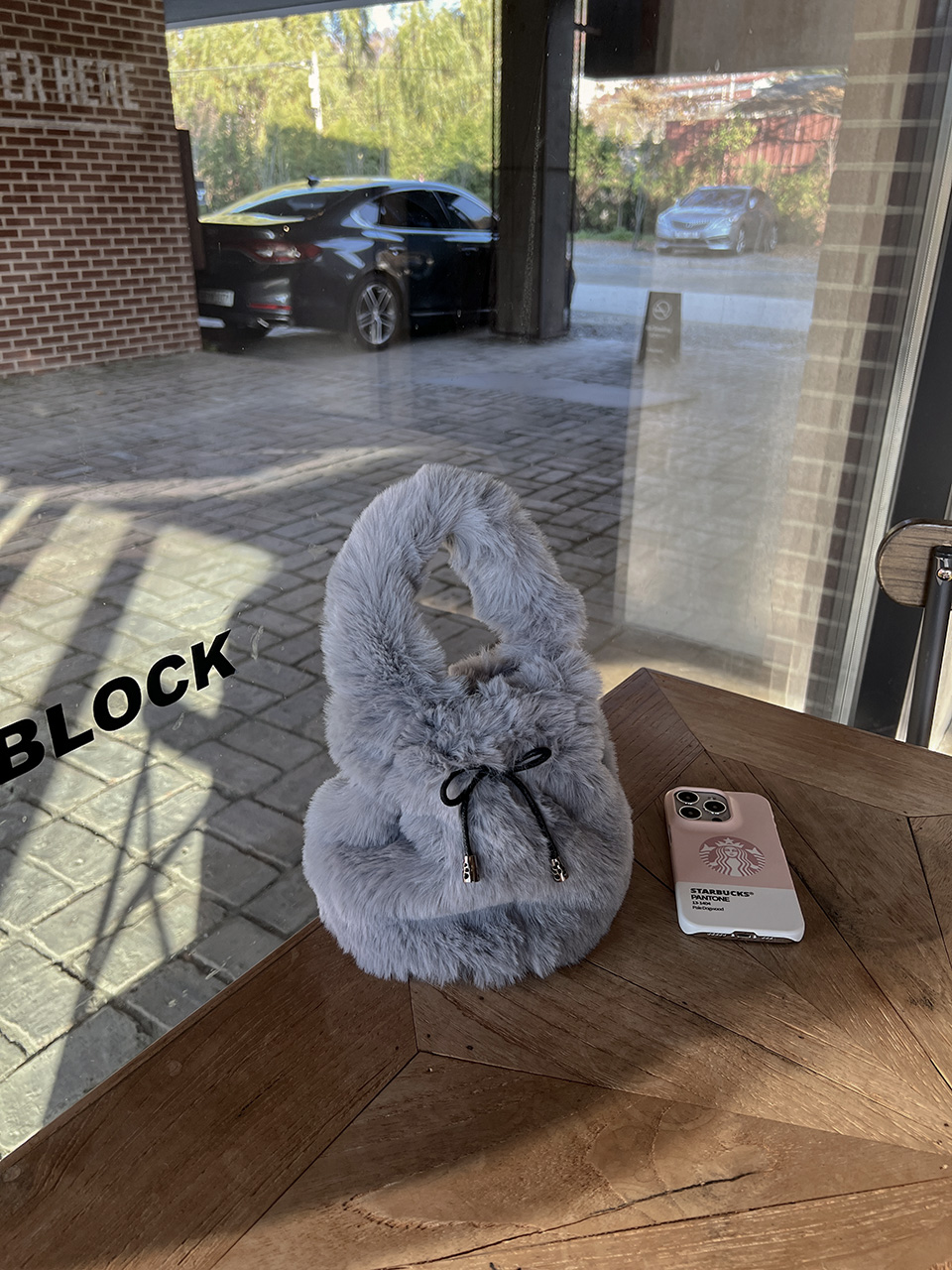 Eco-fur mini bucket bag/tote bag