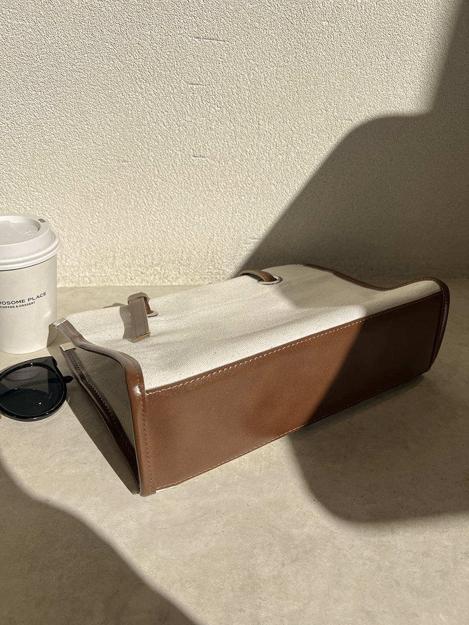 Leather canvas shoulder bag