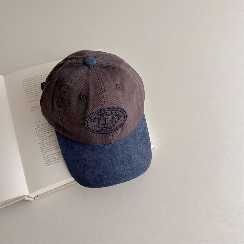 Two-tone vintage stitch cap
