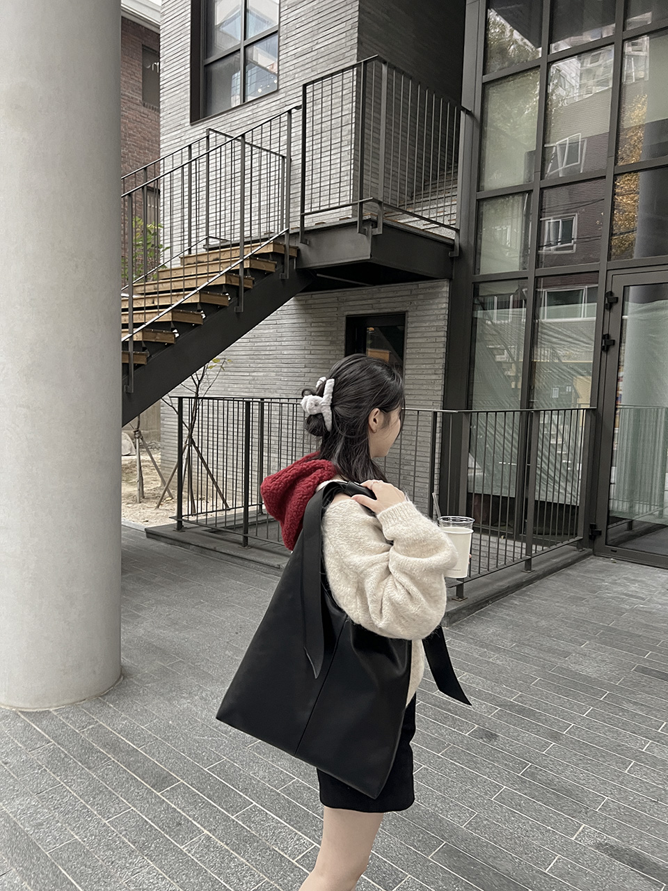 Leather snap shoulder bag
