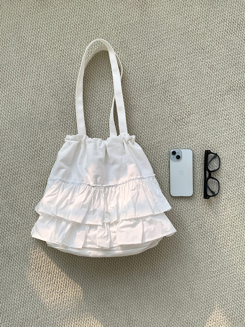 Tiered ruffle shoulder bag