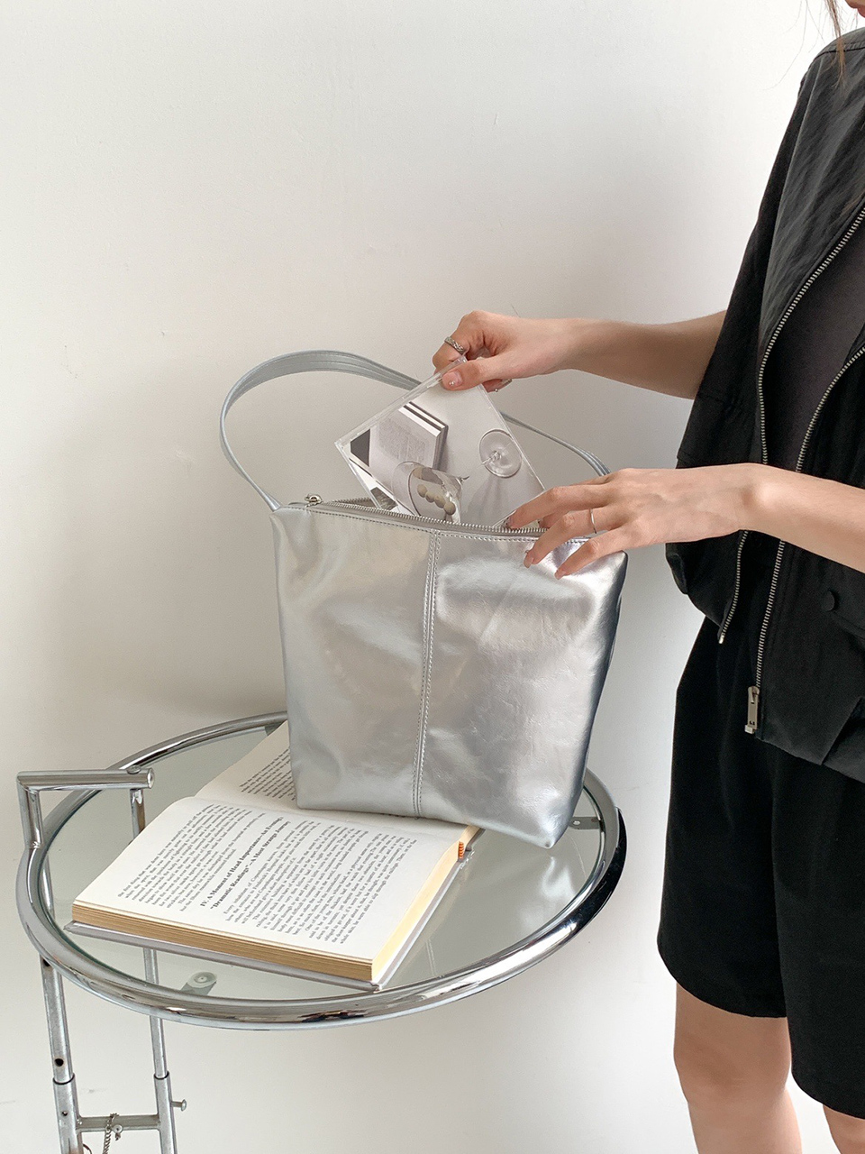 Glossy wrinkle leather shoulder bag (4 colors)