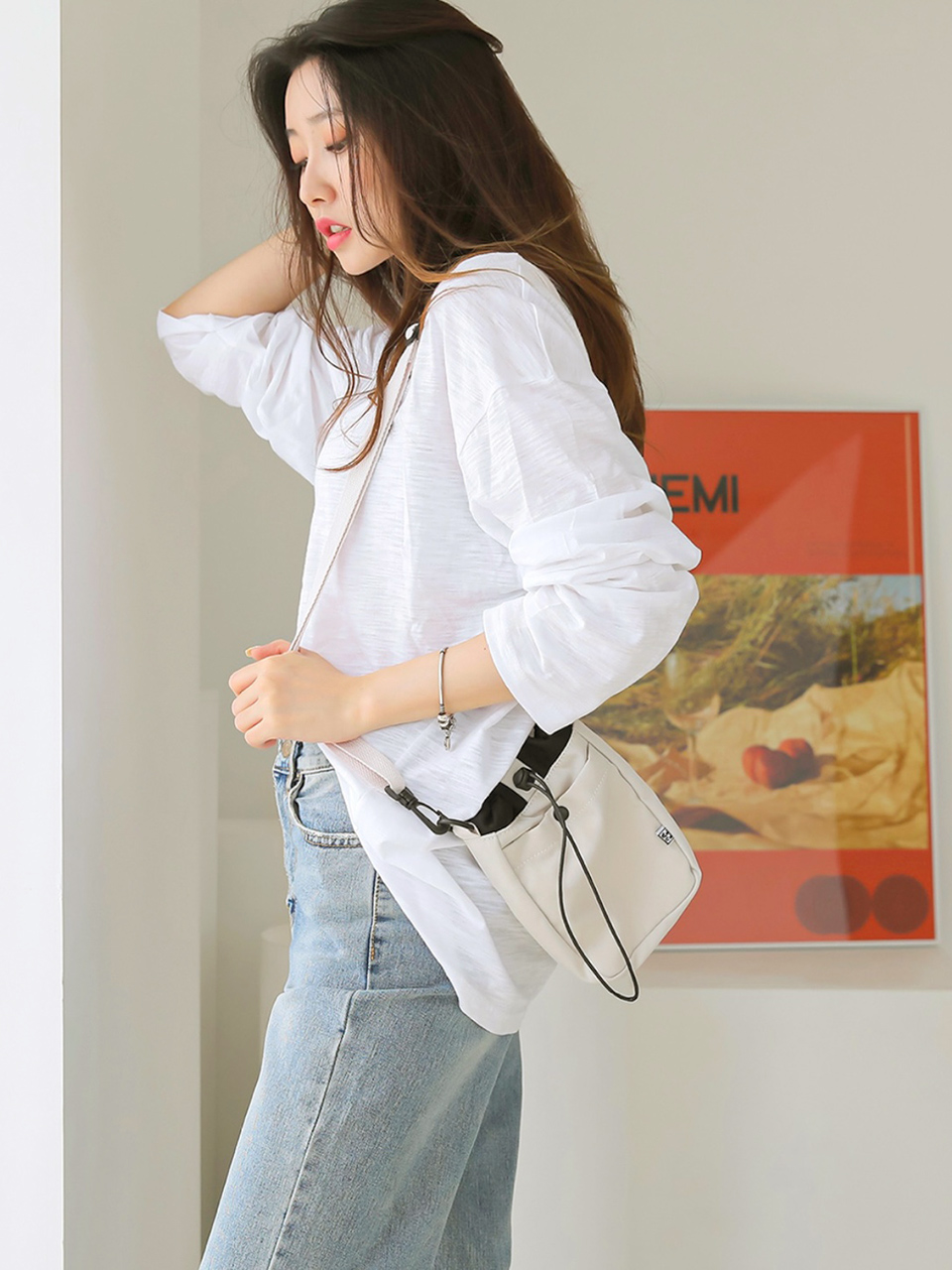 Roasted string mini crossbody bag
