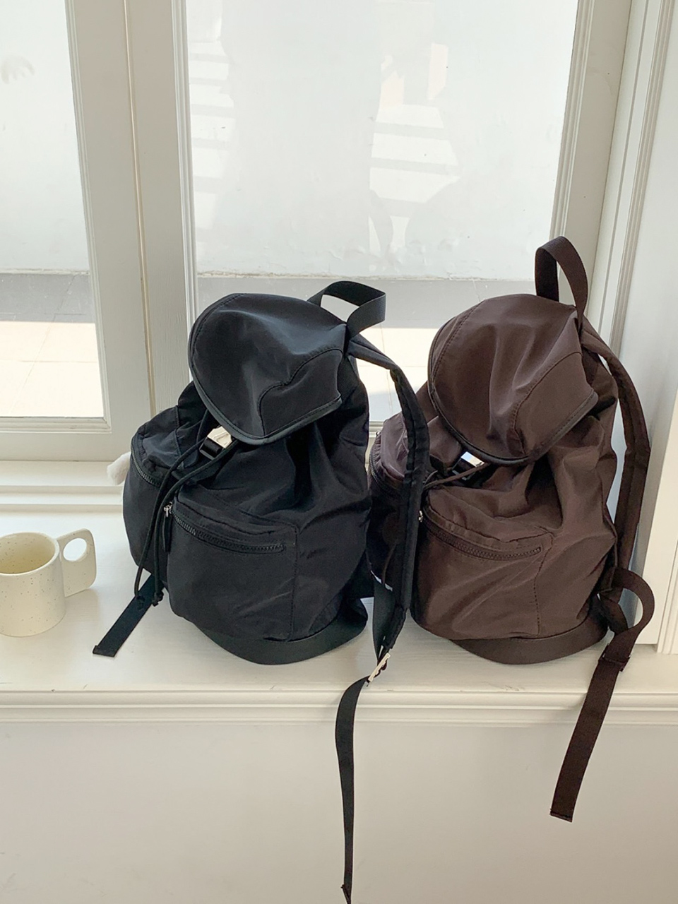 Nylon buckle string pocket daily backpack