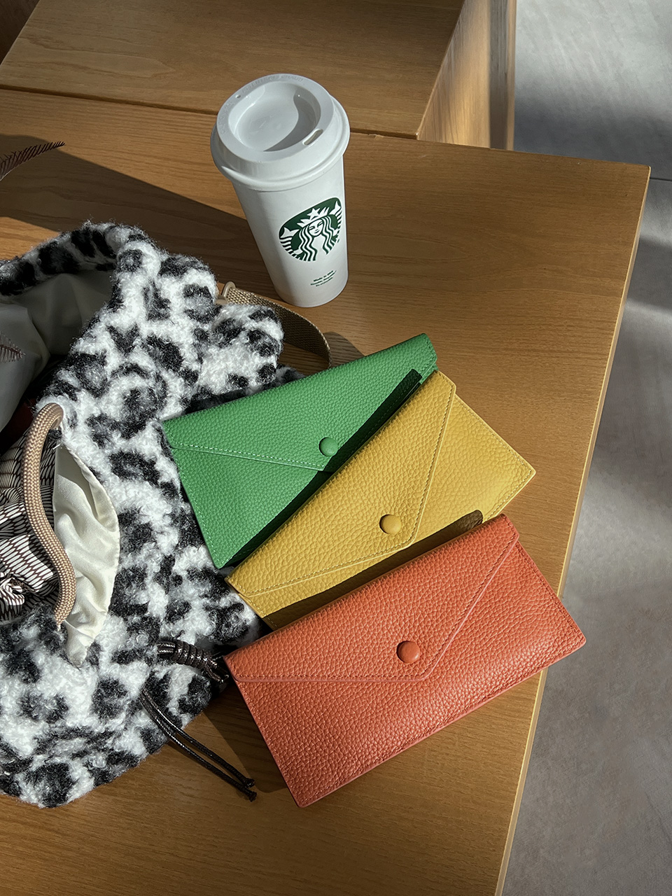 Leather slim card case