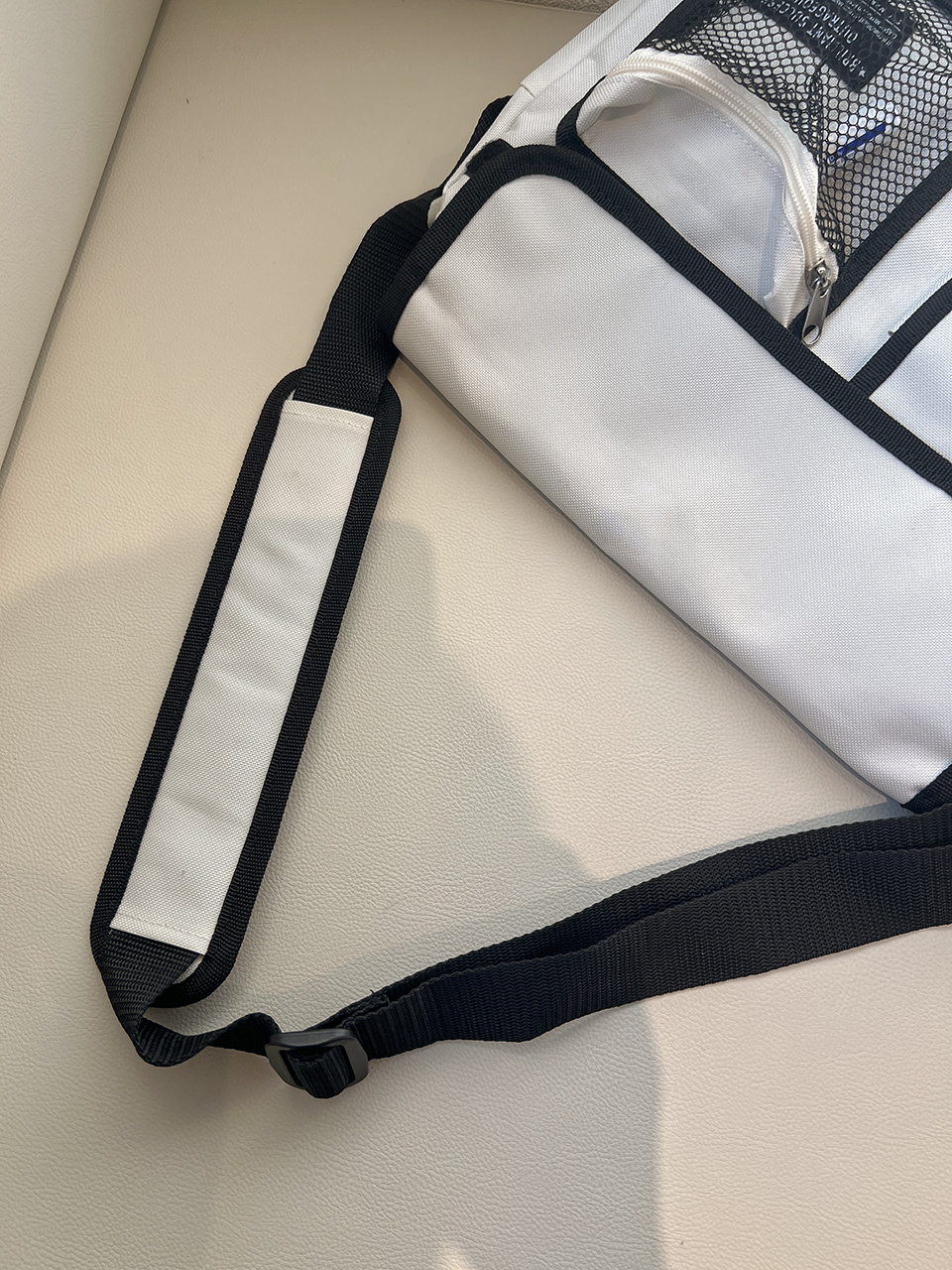 Canvas Mesh Zip-Up Pocket Messenger Bag