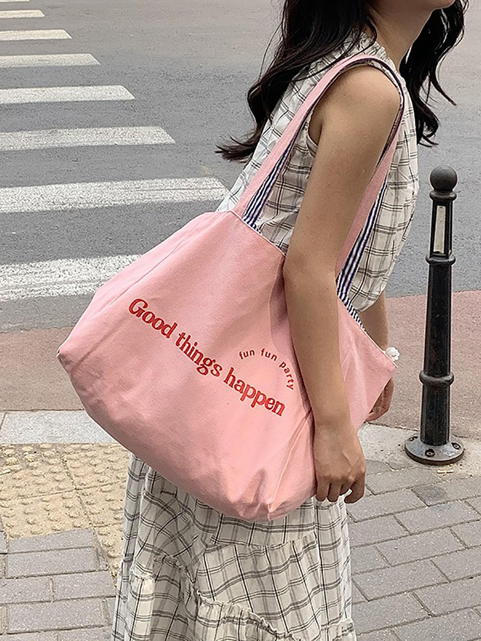 ITZAVIBE リバーシブルストライプバッグ MUSINSA公式 | ITZAVIBE REVERSIBLE STRIPE BAG
