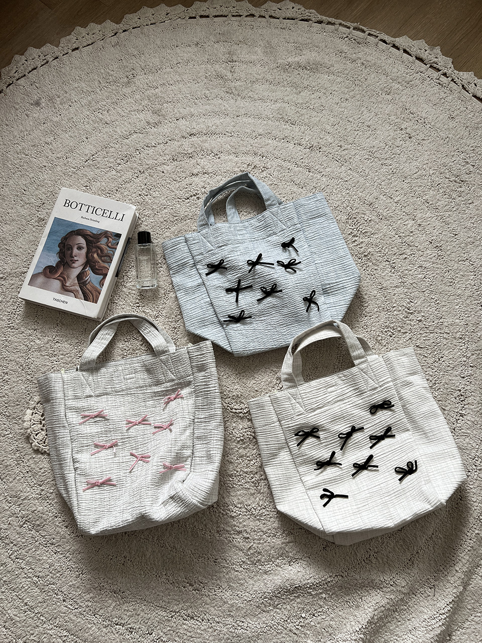 Ribbon Ballet Core Tote Bag