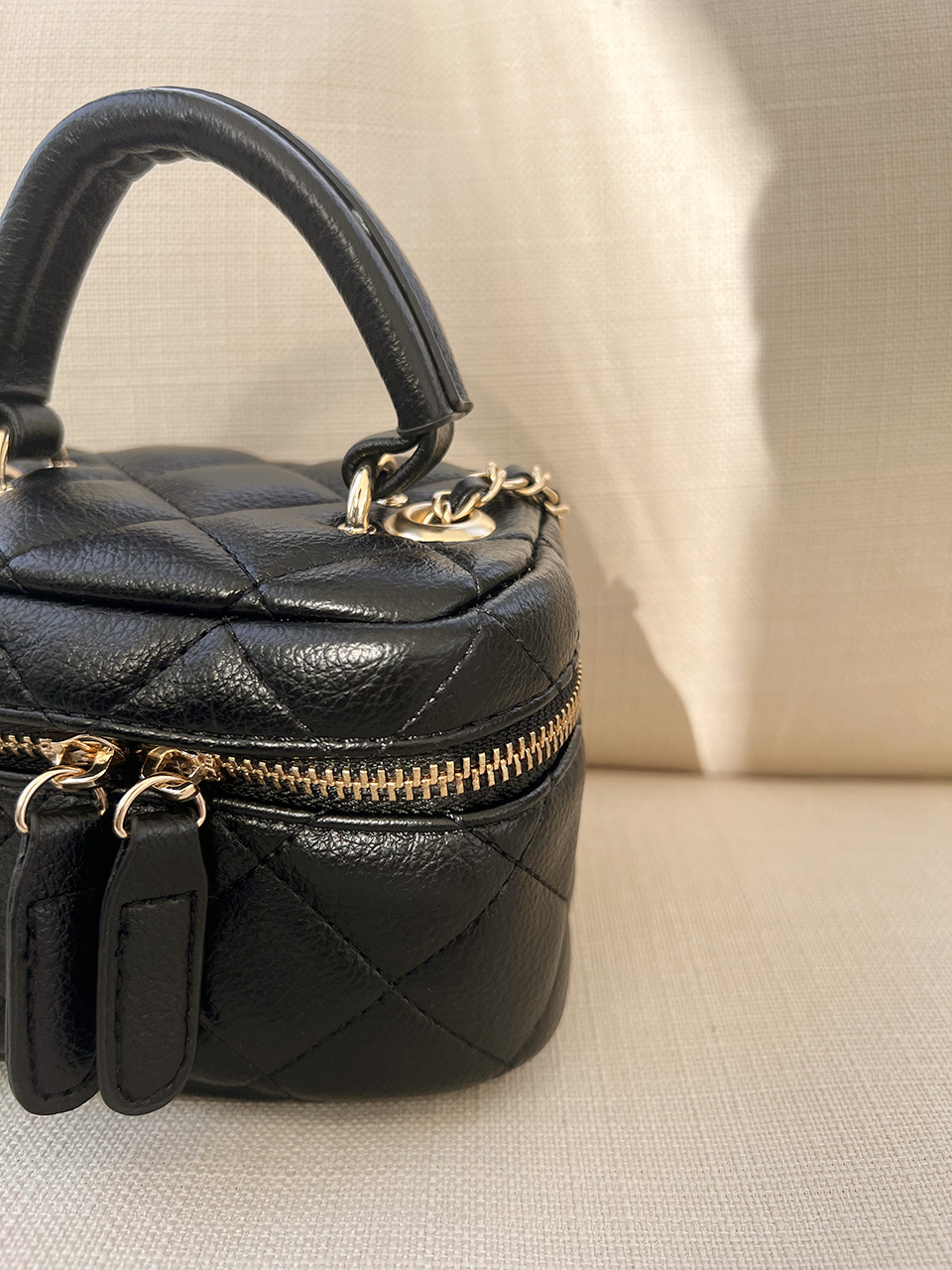 Mini Quilted Chain Crossbody Bag (4 colors)