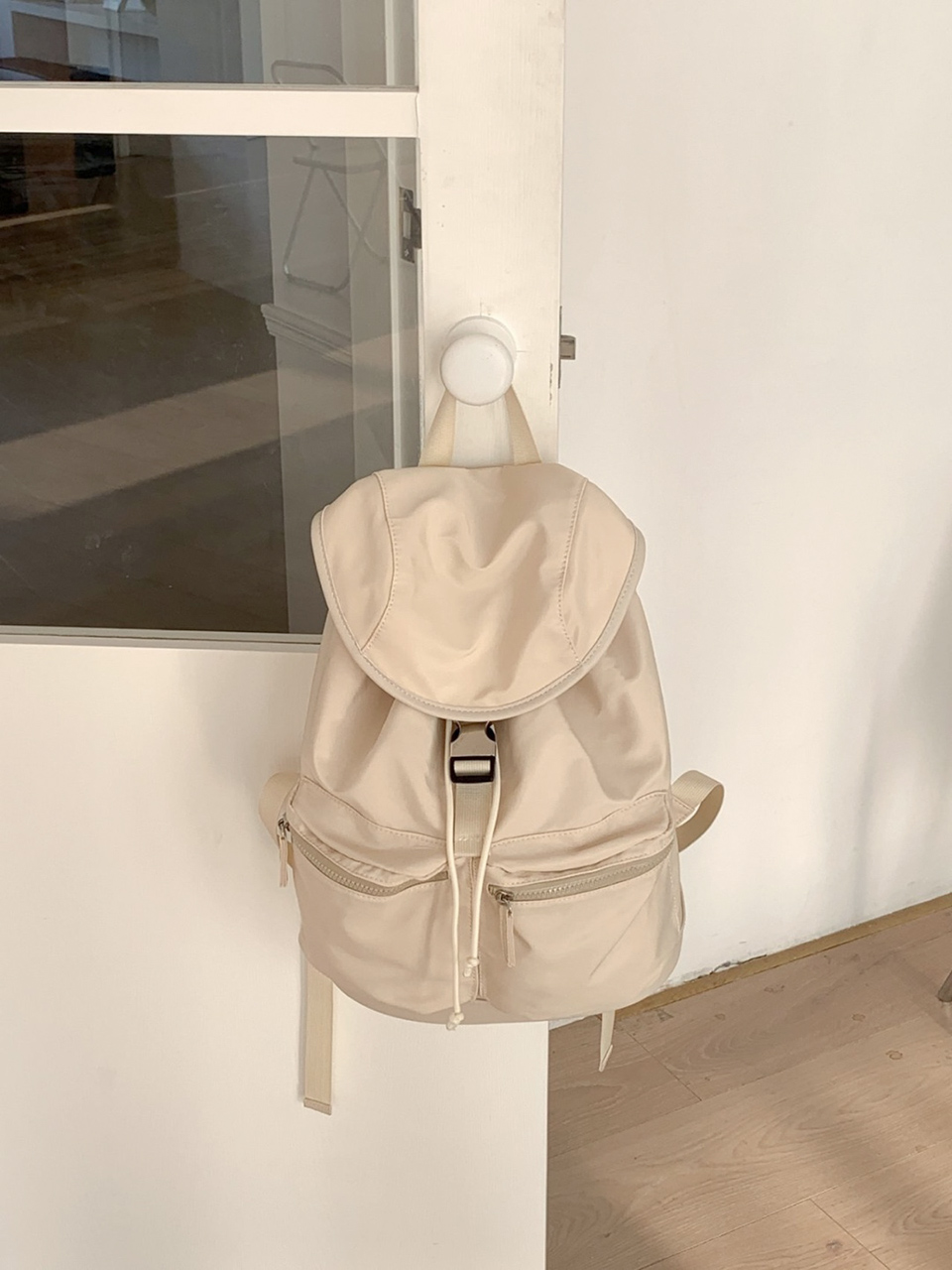 Nylon buckle string pocket daily backpack
