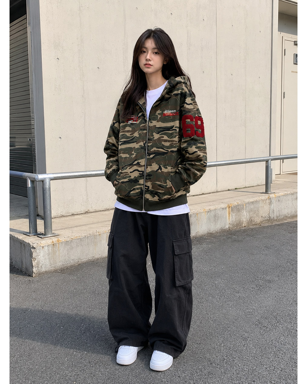[Unisex] no.69 오버핏 카모 후드 집업