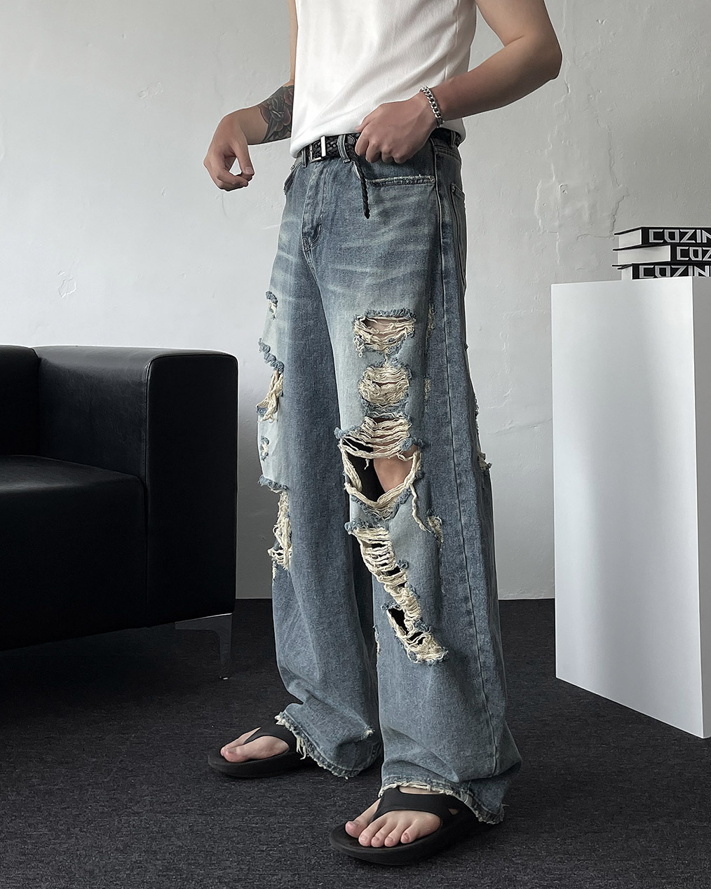 남자 커브드핏 와이드 데님 팬츠