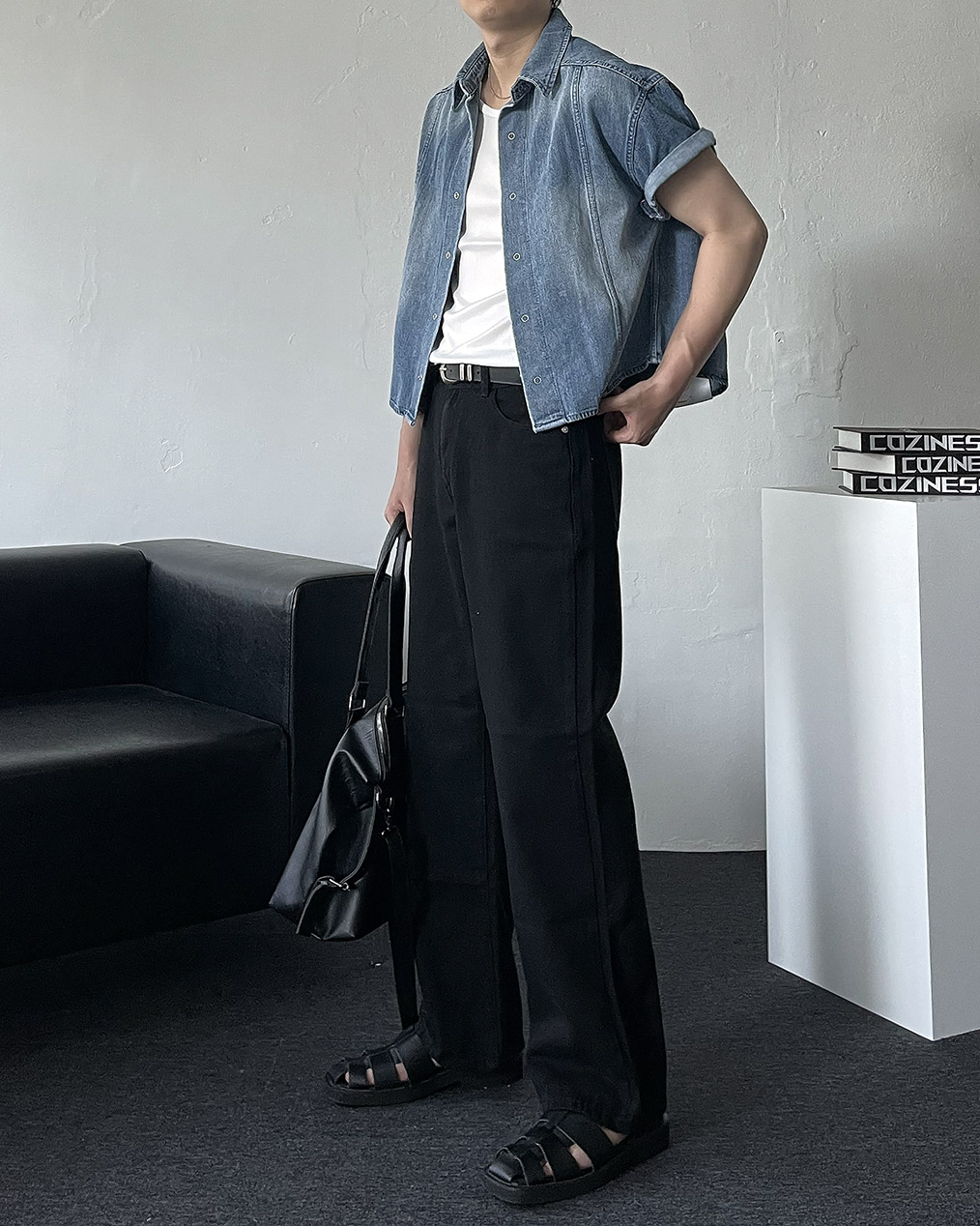 남자 롤업 데님 반팔 셔츠