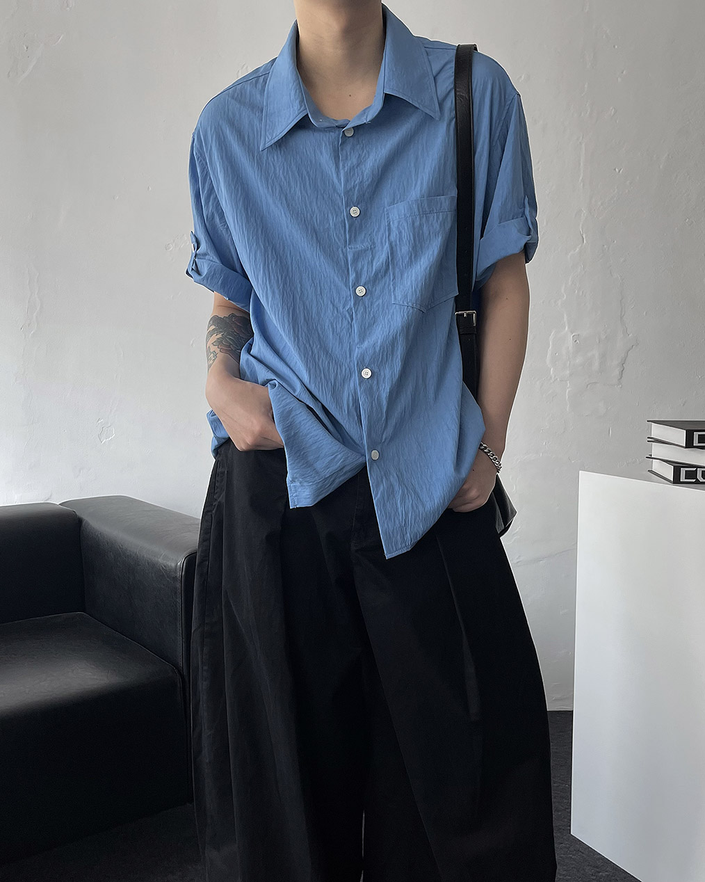 코지네스 오버핏 롤업 반팔 셔츠