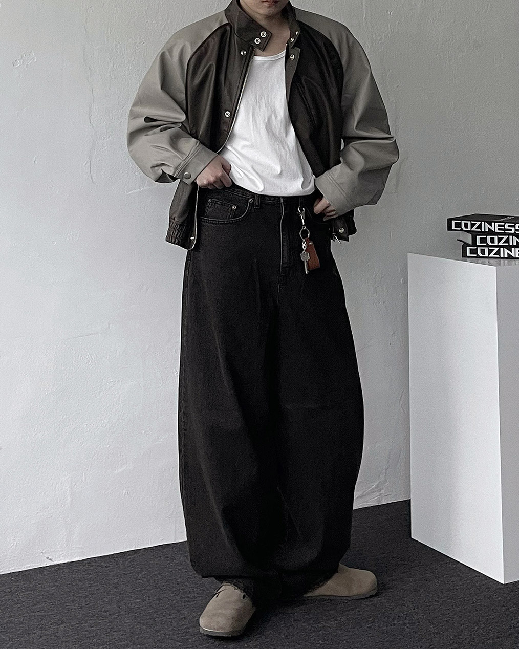 남자 세미 크롭 레더 자켓