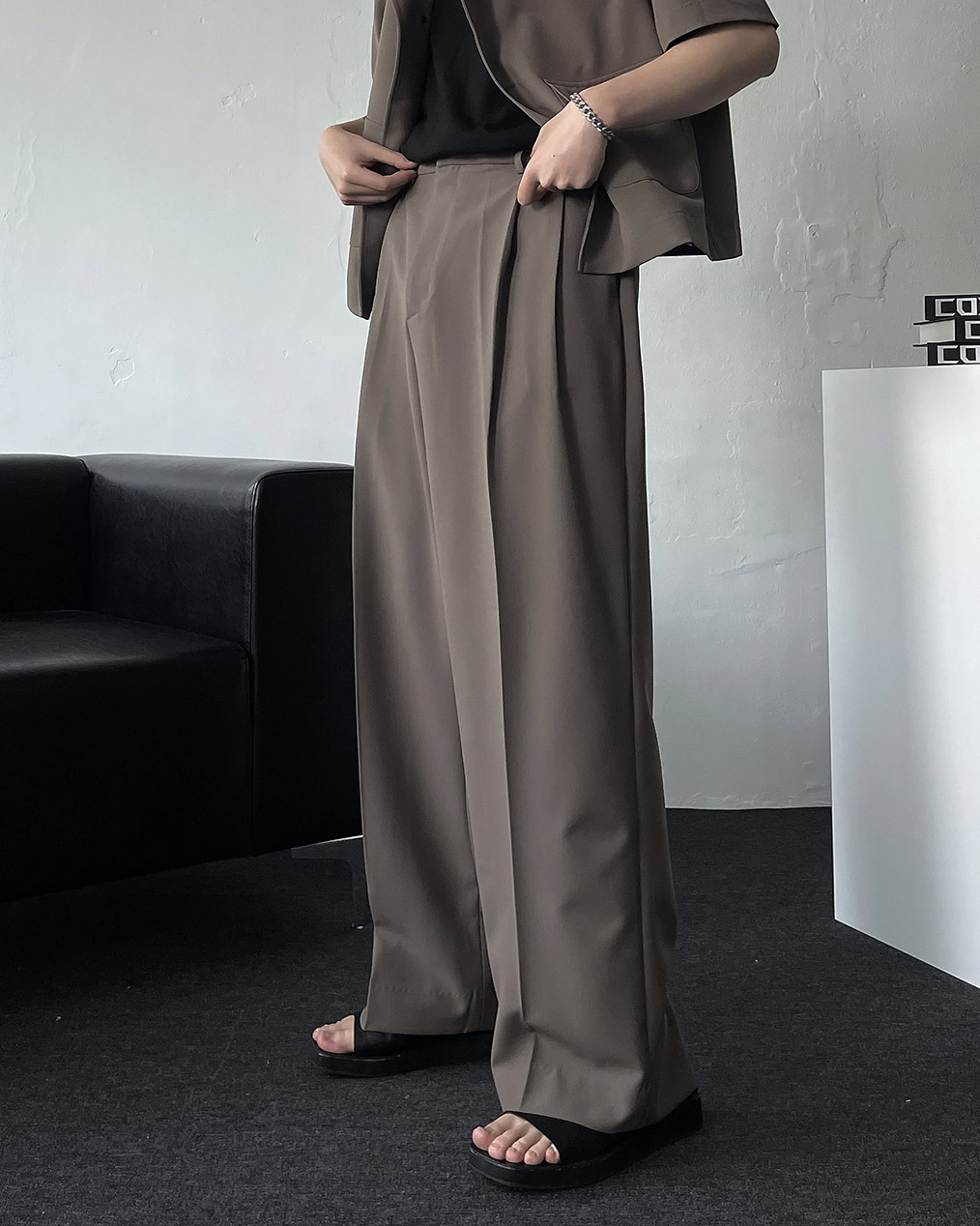 남자 투턱 와이드 슬랙스 팬츠