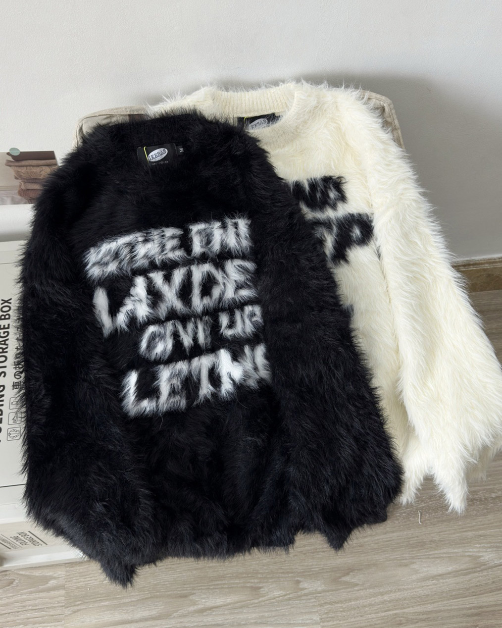 남자 앙고라 라운드 니트