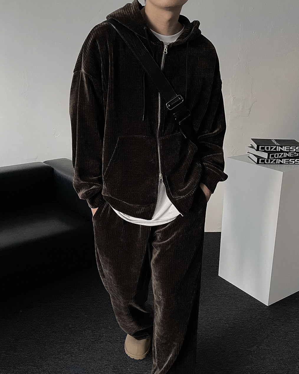 남자 투웨이 벨벳 후드 집업