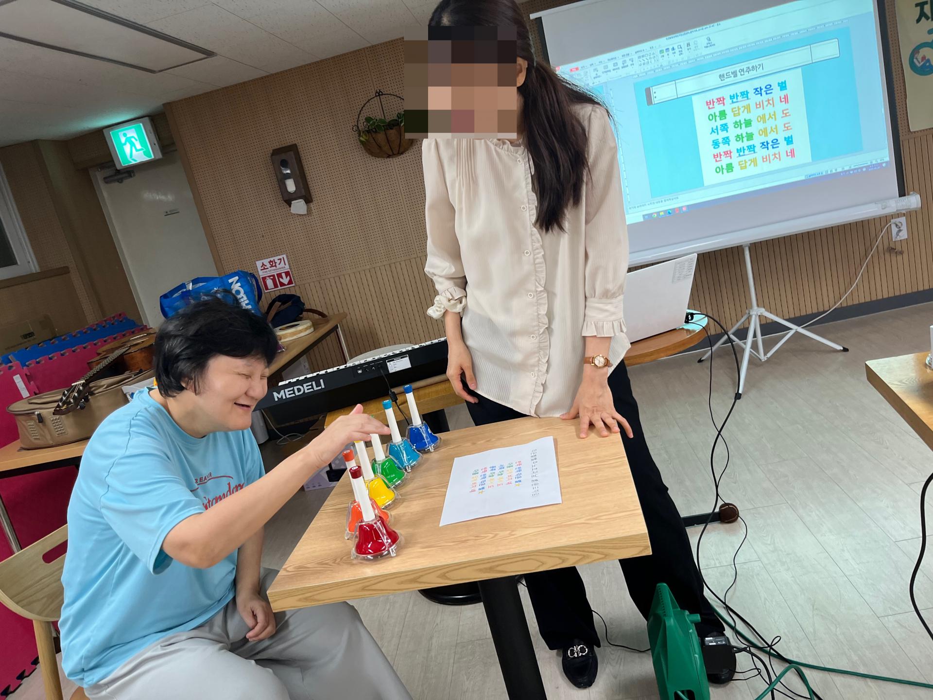 56f828ff6f9f5.jpg