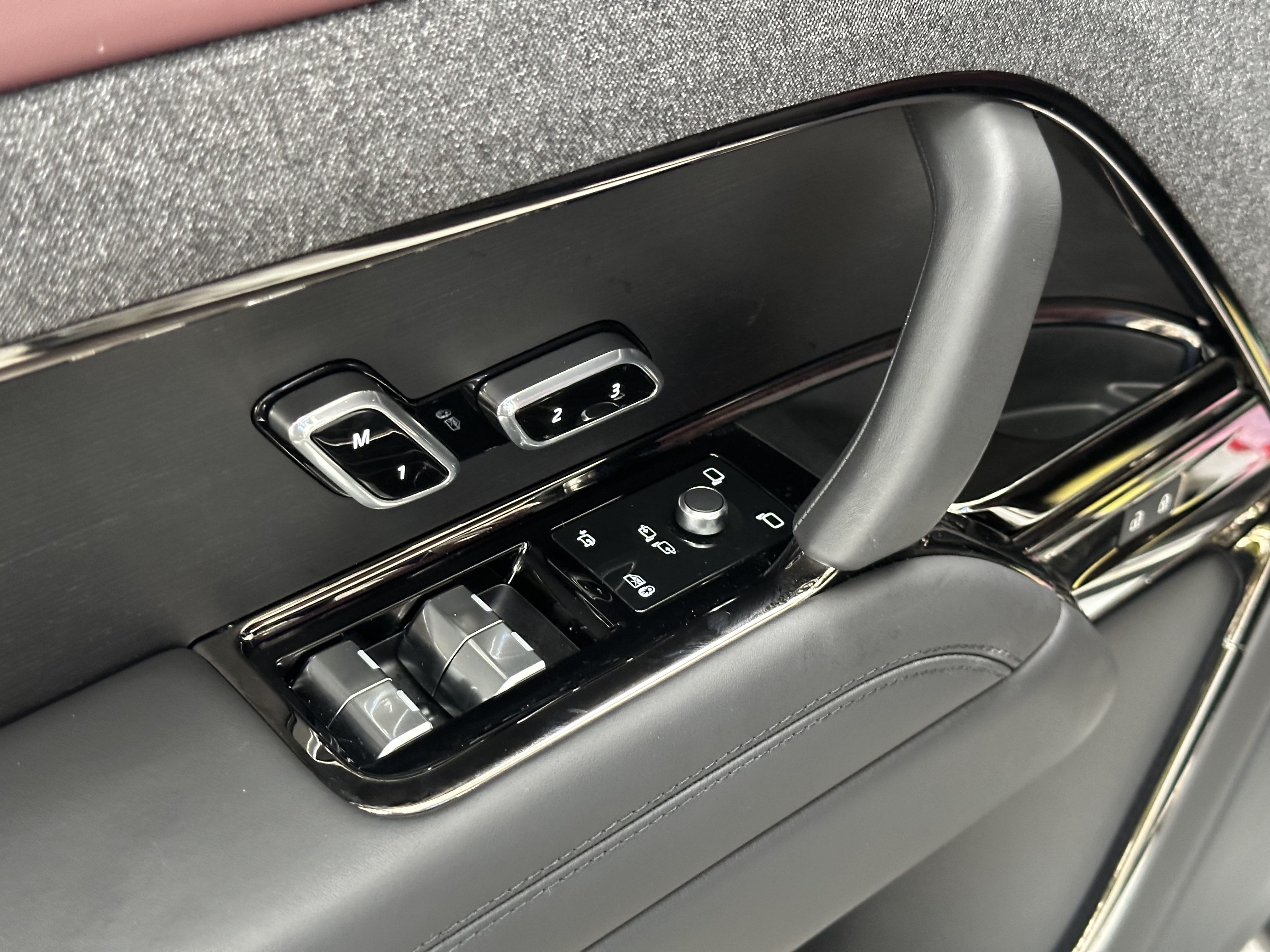 195b660e70771.jpg