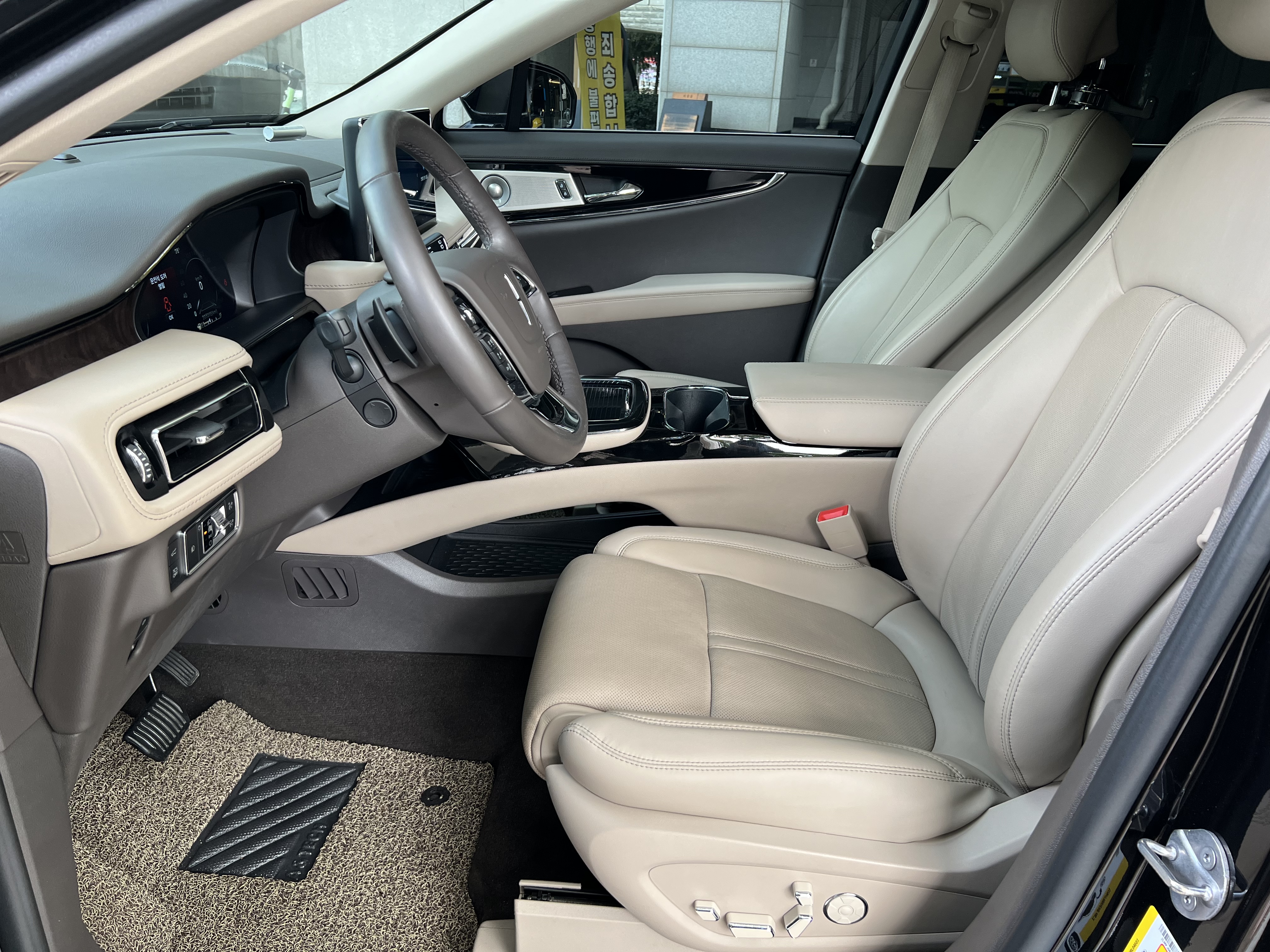 7e30390010566.jpg